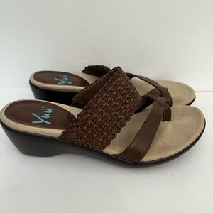 Yuu Sandals Women’s Sandals 9M Pauline Thong Wedge Slip On Brown